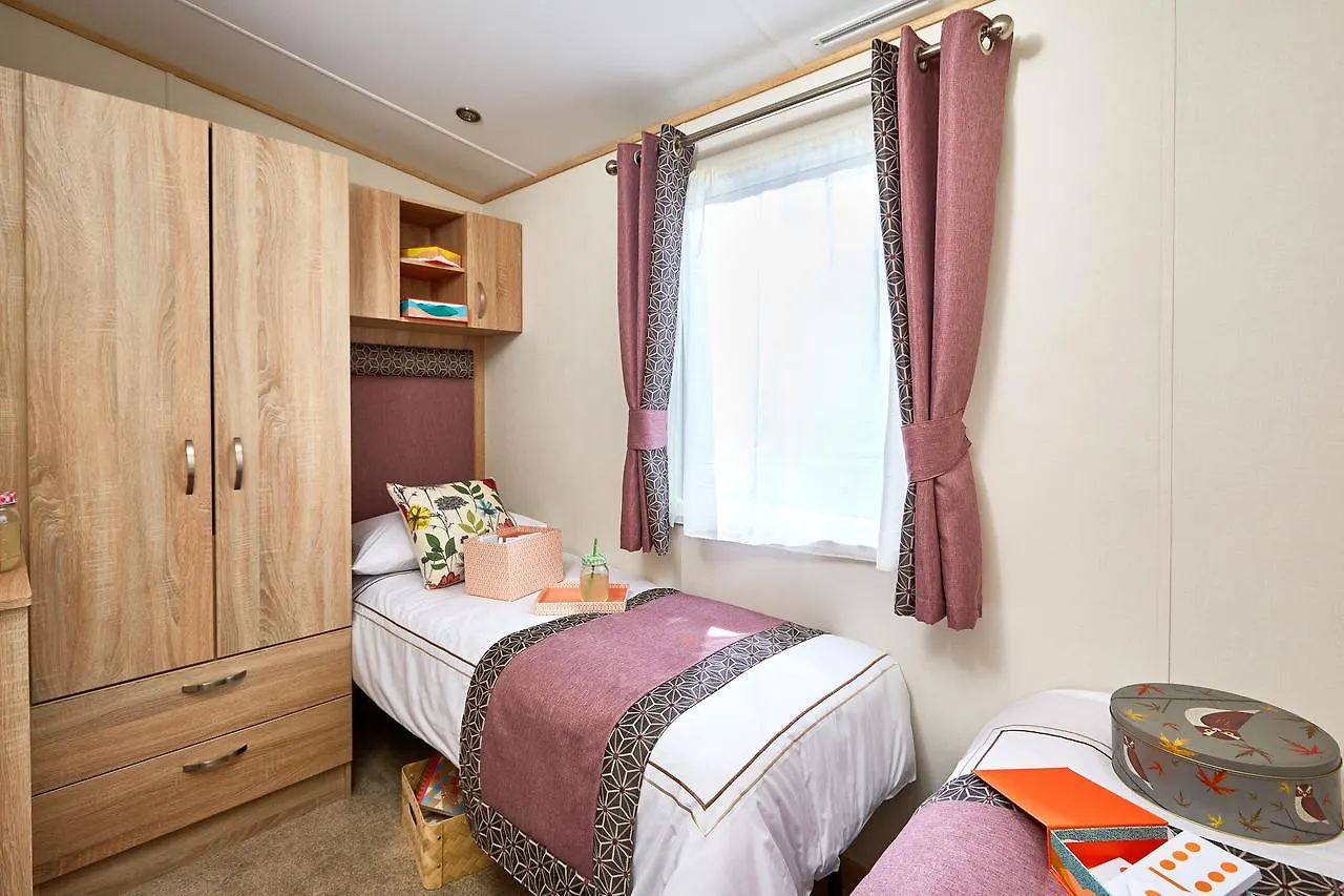 Jasmine Park Hotel Snainton 5*,